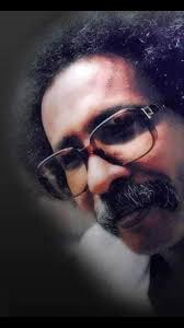 ﻋﻤﻨﺎ ﺍﻟﺤﺎﺝ ﻭﺩ ﻋﺠﺒﻨﺎ في ﺍﻟﻔﺮﻳﻖ ﻳﺎﻫﻮ ﺍﻟﺮﻛﻴﺰﺓ ﻫﻮ ﺍﻟﺒﺸﻴﻞ ﺣﻤﻞ ﺍﻟﺮﺑﺎﻋﺔ ﻭﻋﻨﺪﻭ ﻛﻠﻤﺔ  ﻋﻠﻰ ﺍﻟﺠﻤﺎﻋﺔ في ﺍﻟﻔﺮﻳﻖ ﺑﺎﻗﻴﻠﻨﺎ ﺗﺎﻳﺔ ﻭﻛﻞ ﻃﻴﺐ ﻟﻴﻬﻮ ﻏﺎﻳﺔ ﻟﻠﻀﻌﻴﻒ ﺗﻠﻘﺎﻫﻮ ﺳﺎﻧﺪ  ﻭﻳﻘﻬﺮ ﺍﻟﻜﻌﺐ ﺍﻟﻤﻌﺎﻧﺪ ﻟﻠﻀﻴﻮﻑ ﺩﻳﻮﺍﻧﻪ