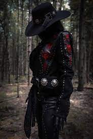 Pin By Mirna Orellana On Fotografia Tumblr Vampire Fashion Steampunk Clothing Dark Fashion