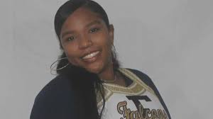 Sue O'Connell: COMMENTATOR, not a reporter (@SueNBCBoston)