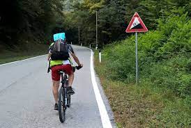 Parlando di sega di ala, tutti ormai sanno che bernal è nettamente superiore, per cui non so se abbiano voglia di inseguire per fare dei piazzamenti, al limite potrebbe farlo la ef. Wikiloc Picture Of Sdruzzina Sega Di Ala Passo Fittanze Fosse Peri 2016 09 29 1 1