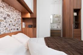 pin op bed met kastombouw de suite