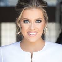 Julie Herrin's Instagram, Twitter & Facebook