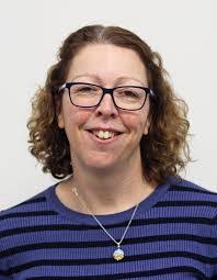 Denise Chamberlain's Instagram, Twitter & Facebook