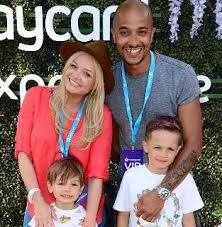 (paul) who she is very close to. Emma Bunton Birthday Real Name Age Weight Height Family Contact Details Boyfriend S Bio More Notednames