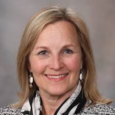 Pauline Abraham's Instagram, Twitter & Facebook