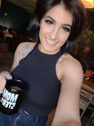 Hope everyone has the best day !! It's Friday!! I work all day and then a  basketball game tonight and then it's thanksgiving break!!! If you see this  say heyyyy🤍 #fblifestyle #allfollowers