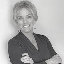 Dawn Catlin's Instagram, Twitter & Facebook