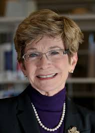 C O M M E N C E M E N T