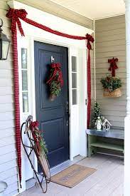 Jacking up has never been so easy. Simple Christmas Front Door Ideas Finding Home Farms Front Door Christmas Decorations Christmas Front Doors Christmas Door Decorations