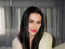 Cleo abre o jogo sobre estrear carreira como atriz pornô | O TEMPO