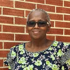 Alisa Mclean's Instagram, Twitter & Facebook