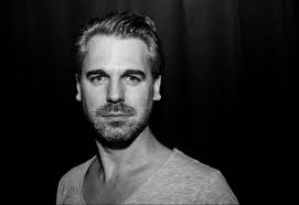 Sascha Wallus Music & Downloads