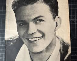 Cartão postal vintage Frontier Marquee Frank Sinatra Jr Phil Harris Harry  James c1970