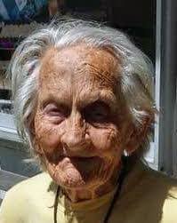 Anna Pegg's Instagram, Twitter & Facebook