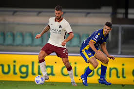 .tavolino alla roma per aver schierato sabato nella partita di esordio del campionato contro il verona il l'avvocato conte, che cura gli interessi della roma, valuterà in questi giorni come articolare la. Roma Punish Verona To Keep Pressure On Milan Teams Stad Al Doha