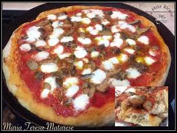 Miscele e basi per pizza: Pizza Fatta In Casa Impasto Leggerissimo Come In Pizzeria Ancor Piu Digeribile