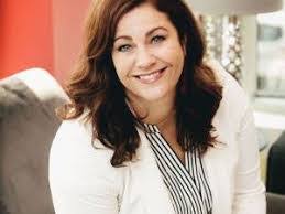 Shannon Litton's Instagram, Twitter & Facebook