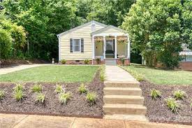 128 berkshire ave, belmont, nc 28012view this property at 128 berkshire ave, belmont, nc 28012. Home For Sale 206 Cedar Street Belmont Nc 28012 Mls Car3749115