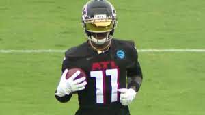 Sometimes relationships don't last an entire career, and. First Look Atlanta Falcons Wide Receiver Julio Jones Rocks Sick Visor Sleek New Falcons Practice Uniform
