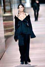 Demi moore pays tribute to virginia woolf at fendi's spring 2021 couture. Demi Moore Kate Moss And Christy Turlington Lead An All Star Cast At Fendi S Family Affair British Vogue