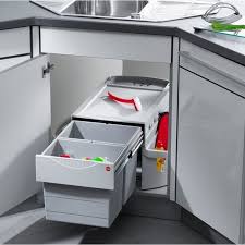 Eckschrank In Der Kuche Losungen Halbschrank Karussell Kitchencupboardhandlesmodern Kitchencupboardsdesign In 2020 Eckschrank Eckschrank Kuche Abfallsammler