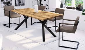 Rien de plus facile pour trouver une table en chêne massif pas chère : Table En Chene Massif Design Et Metal Woody House And Garden