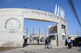 El encuentro de ida en viña del mar terminó con una igualdad sin goles, lo que mantiene abierta la llave entre ambos elencos. Universidad Catolica Del Norte Wikipedia La Enciclopedia Libre