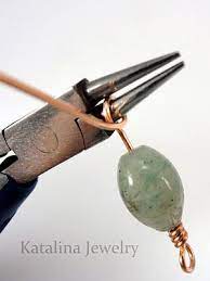 Links Beaded And Crazy Tutorial Basic Wire Working Technique Series Wire Jewelry Jewelry Tutorials Jewelry Projects