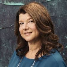 Kerri Morin's Instagram, Twitter & Facebook