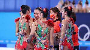 【東京五輪第16日 新体操 （ 2021年8月7日 有明体操競技場 ）】 団体総合予選で日本は合計79・725点をマークし、7位で8日の決勝に進出した。 Kijhwiy8snnmjm