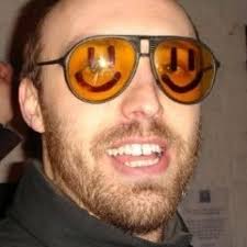 Stream Chris Mills music