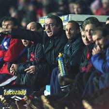 It's not a bad way to bow out. Frank Clark Can Be Proud Of Record With Nottingham Forest Even If Chelsea Boss Maurizio Sarri Has Just Surpassed Him Kenny Burns Nottinghamshire Live
