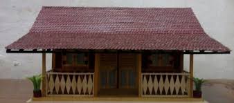 Rumah adat betawi masyarakat betawi umumnya mengenal 4 ragam bentuk arsitektur tradisional yang dipakai pada rumah adat mereka, yaitu: Rumah Adat Betawi Beserta Ciri Khasnya Gambar Lengkap