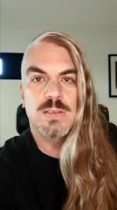 Danny estrin from voyager (Aus 2023) congratulating lord of the lost for  winning the German NF