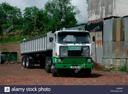 Rune renoverade en vandaliserad volvo f88. Volvo F88 Stockfotos Und Bilder Kaufen Alamy