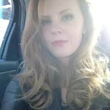 Beth MacLellan (@BethyMacl)