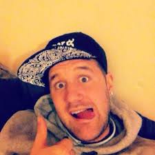 Aaron Newton (@a_Newts89)