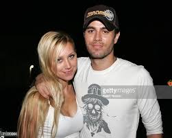 19 922 Fotografias E Imagens De Enrique Iglesias Getty Images