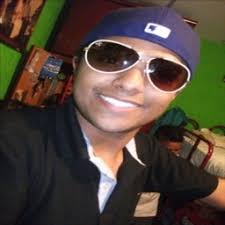 Yvette Holmes (@YvetteH92555117)