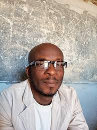 Are there still Manchester United supporters after the loss to Liverpool?