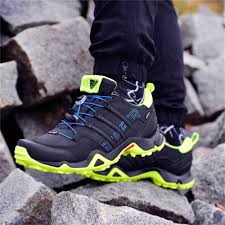 The shoe features material which enables it to provide a much higher level of flexibility than that provided by other shoes while also delivering a high level of traction. Shoes Adidas Terrex Swift R Gtx Shop Ie Takemore Net