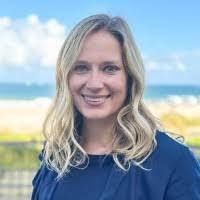 Evonne Powers's Instagram, Twitter & Facebook