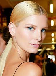 Is Your Blonde Hair Turning Green Here S How To Prevent And Fix It Allure