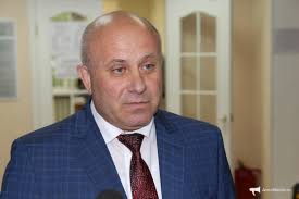 Мэр хабаровска сергей кравчук посетил золотую ригму. Sergej Kravchuk Podal Dokumenty Na Vydvizhenie V Kachestve Kandidata V Mery Habarovska Amurmedia