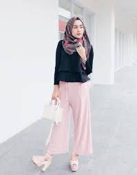 Jual hijab modern kekinian tutorial cara memakai hijab pashmina grosir jilbab murah.permasalahan utama yang timbul pada fashion hijab modern adalah mereka hanya sekedar. 50 Style Hijab Casual Simple Kekinian Dan Modern Update Trend 2019 Hijab Style Casual Hijab Fashion Fashion Outfits