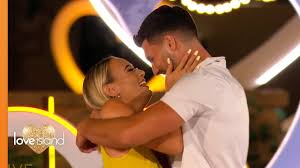 With iain stirling, caroline flack, laura whitmore, dani dyer. Millie Liam Are Your Love Island 2021 Winners Love Island 2021 Youtube