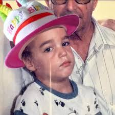 Que les valga madres si escucho a Rels b y después a la arrolladora.