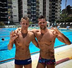 Birthday, bio, family, parents, age, biography, born his first instagram post was on december 9, 2012, and was a black and white selfie of him by the pool. Nicolo Martinenghi Il Nuotatore Bello Come Un Attore Corriere It