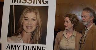 Actress lisa banes, who appeared in numerous television series and films like gone girl, died monday after suffering injuries sustained from being hit by a scooter in new york city earlier this. Gone Girl Lisa Banes Actress In Critical Condition After Hit And Run Scooter Accident 9celebrity
