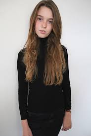 Pin By Aylintysz On Wattpat Karakter Long Hair Styles Beauty Hair Styles